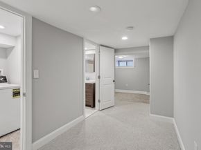935 E Rittenhouse Street, Philadelphia PA 19138