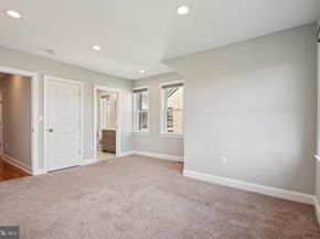 935 E Rittenhouse Street, Philadelphia PA 19138
