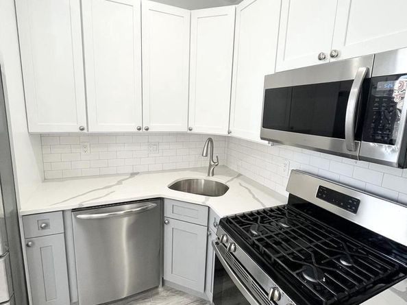 714 W Ritner Street, Philadelphia PA 19148
