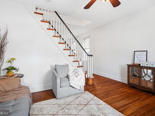 4517 Salmon Street, Philadelphia PA 19137
