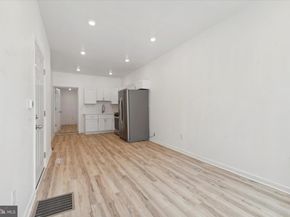 2055 N Franklin Street, Philadelphia PA 19122