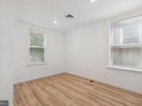 2055 N Franklin Street, Philadelphia PA 19122