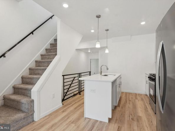 2055 N Franklin Street, Philadelphia PA 19122