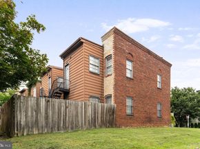 341 17TH Street SE, Washington DC 20003