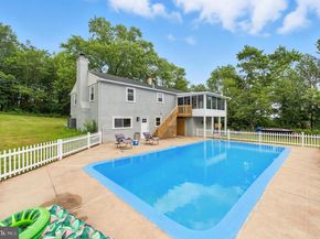 2150 Hilltop Lane, Warrington PA 18976