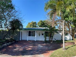 801 NE 36TH St, Oakland Park FL 33334