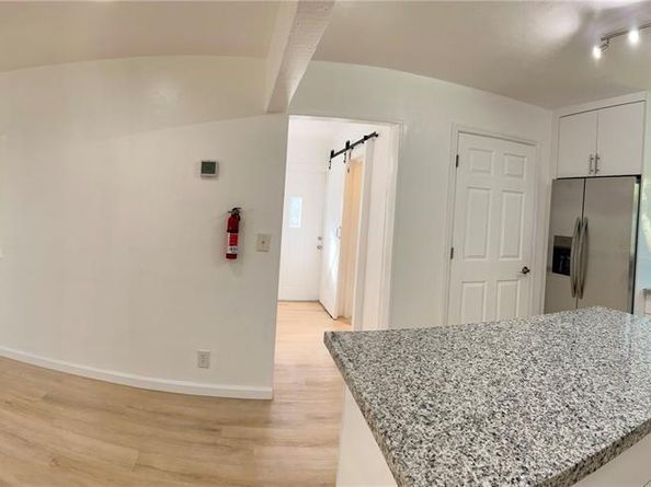 801 NE 36TH St, Oakland Park FL 33334