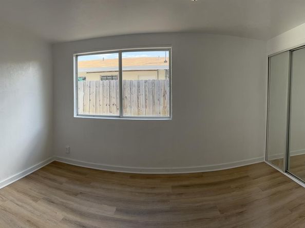801 NE 36TH St, Oakland Park FL 33334