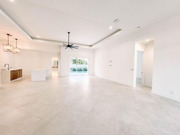 1071 Powell Drive, Singer Island FL 33404