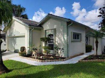 105 Harbor Lake Circle