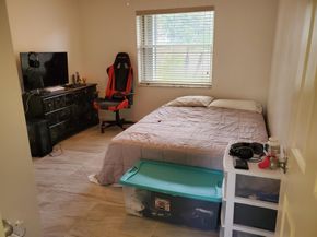 105 Harbor Lake Circle, Greenacres FL 33413
