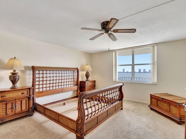 801 Lake Shore Dr 403, Lake Park FL 33403