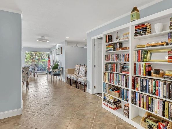 801 Lake Shore Dr 403, Lake Park FL 33403