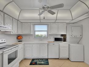 801 Lake Shore Dr 403, Lake Park FL 33403