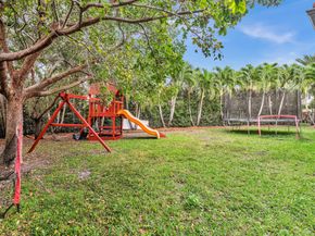4092 NW 88 Terrace, Cooper City FL 33024