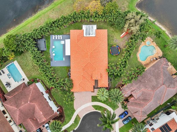 4092 NW 88 Terrace, Cooper City FL 33024
