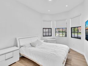 4092 NW 88 Terrace, Cooper City FL 33024