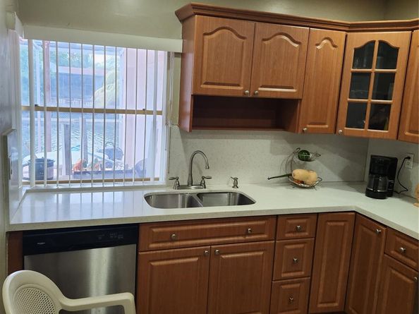 3828 E Lake Ter, Miramar FL 33023