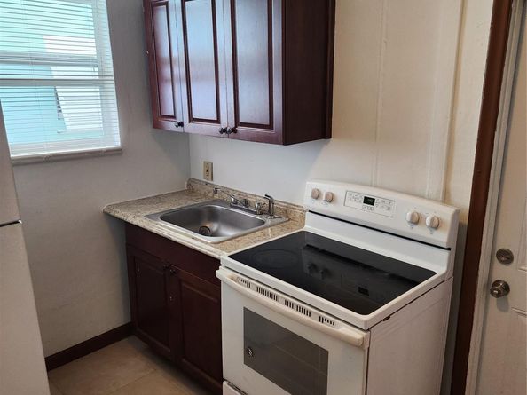 3828 E Lake Ter, Miramar FL 33023