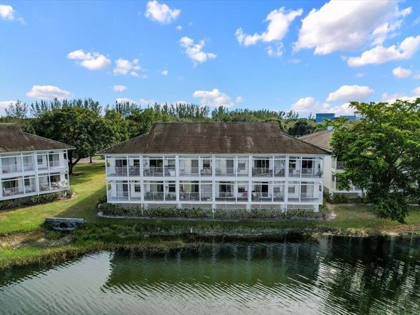 179 Cypress Point Drive, Palm Beach Gardens FL 33418