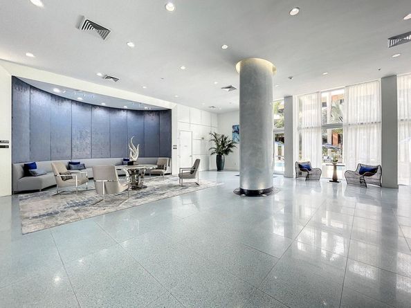 18800 NE 29th Avenue 816, Aventura FL 33180