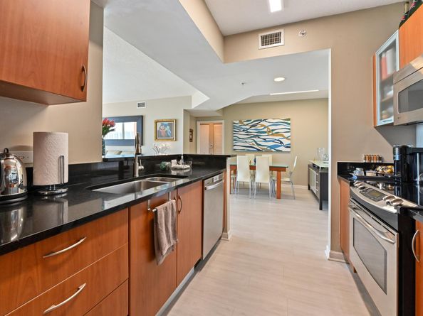 18800 NE 29th Avenue 816, Aventura FL 33180