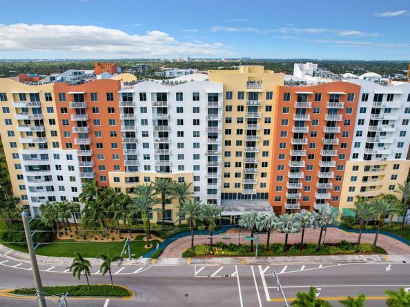 18800 NE 29th Avenue 816, Aventura FL 33180