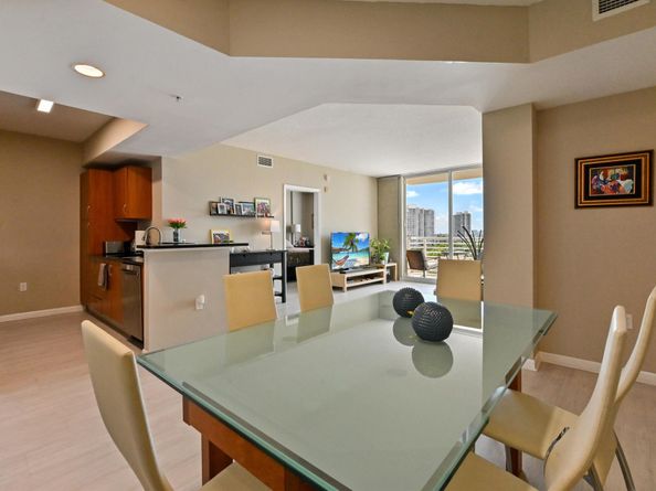 18800 NE 29th Avenue 816, Aventura FL 33180