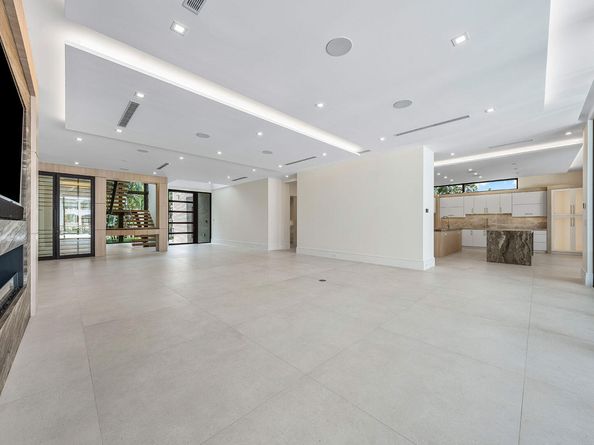 191 W Coconut Palm Road, Boca Raton FL 33432