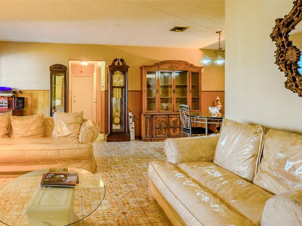 17800 NW 8th Ave, Miami FL 33169