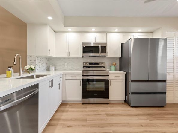 1501 SW 131st Way 211P, Pembroke Pines FL 33027