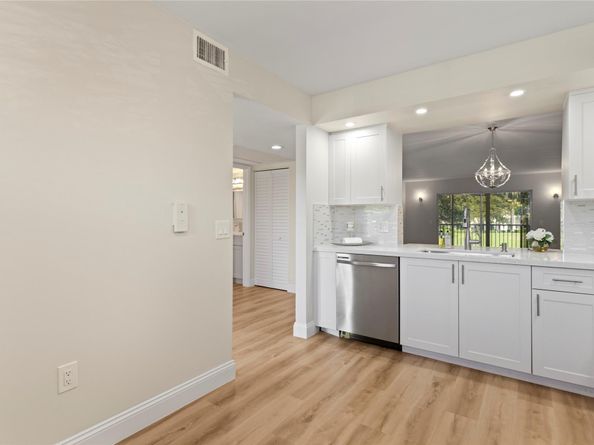 1501 SW 131st Way 211P, Pembroke Pines FL 33027