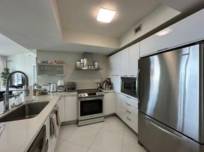 150 Sunny Isles Bch 1402, Sunny Isles Beach FL 33160