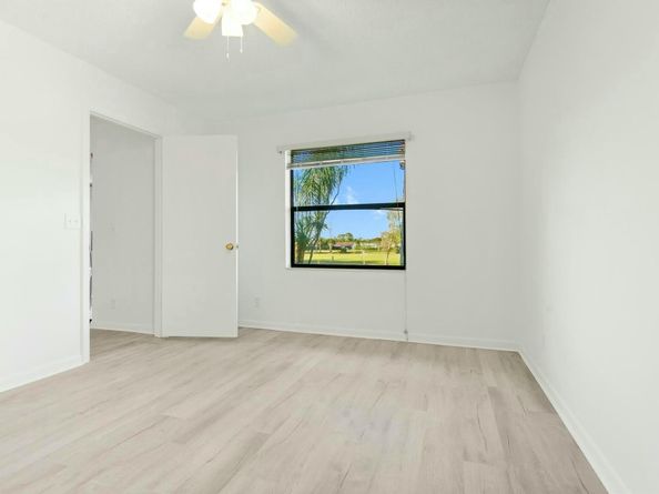 7185 Golf Colony Court 206, Lake Worth FL 33467