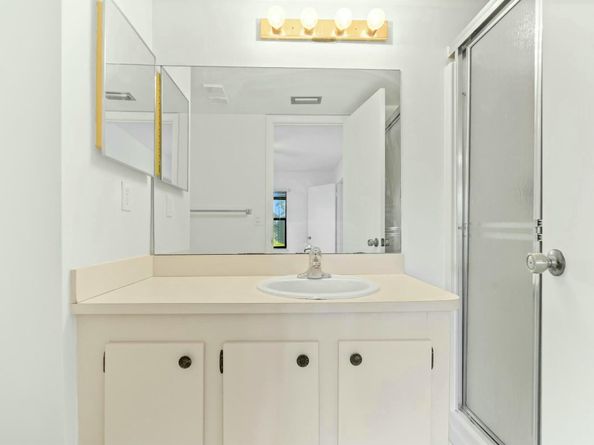 7185 Golf Colony Court 206, Lake Worth FL 33467