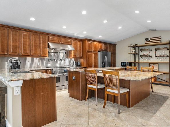 9077 NW 49th Place, Coral Springs FL 33067