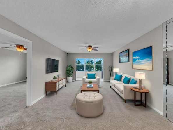 9401 Sunrise Lakes Boulevard 311, Sunrise FL 33322