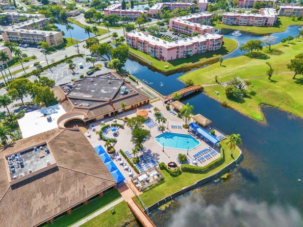 9401 Sunrise Lakes Boulevard 311, Sunrise FL 33322
