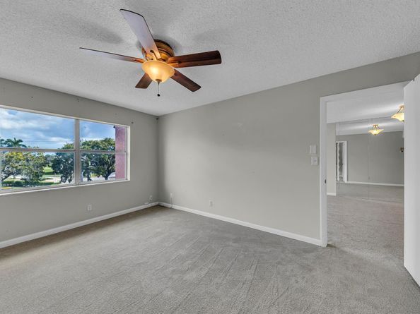 9401 Sunrise Lakes Boulevard 311, Sunrise FL 33322