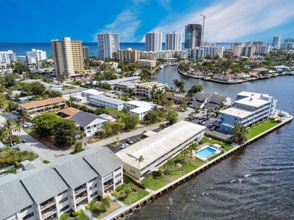 1105 S Riverside Dr 106, Pompano Beach FL 33062