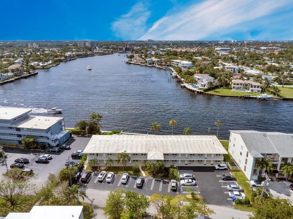 1105 S Riverside Dr 106, Pompano Beach FL 33062