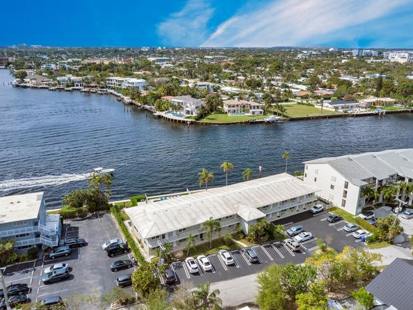 1105 S Riverside Dr 106, Pompano Beach FL 33062