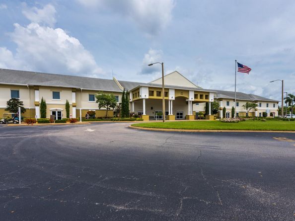 122 Bedford E 122, West Palm Beach FL 33417