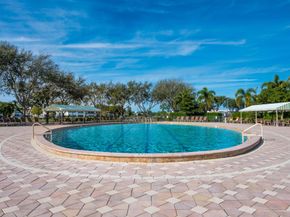 122 Bedford E 122, West Palm Beach FL 33417
