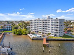 231 E Lantana Road 402, Lantana FL 33462
