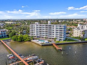 231 E Lantana Road 402, Lantana FL 33462