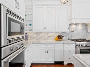 1733 SE 10th St, Fort Lauderdale FL 33316