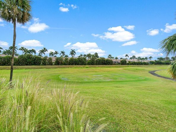 5020 Golfview Court 1426, Delray Beach FL 33484