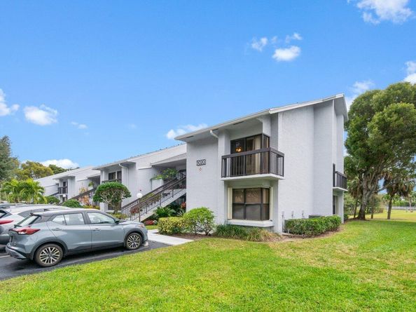 5020 Golfview Court 1426, Delray Beach FL 33484