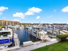 2601 Marina Isle Way 202, Jupiter FL 33477